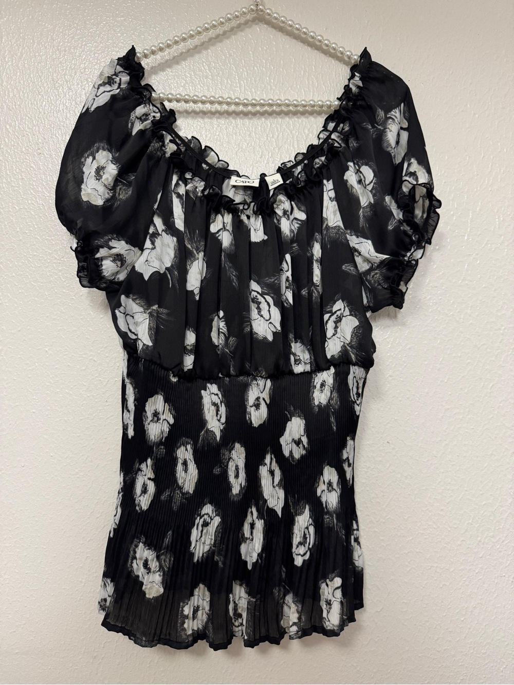 Cato Sheer Black and White Floral Puff Sleeve Blouse